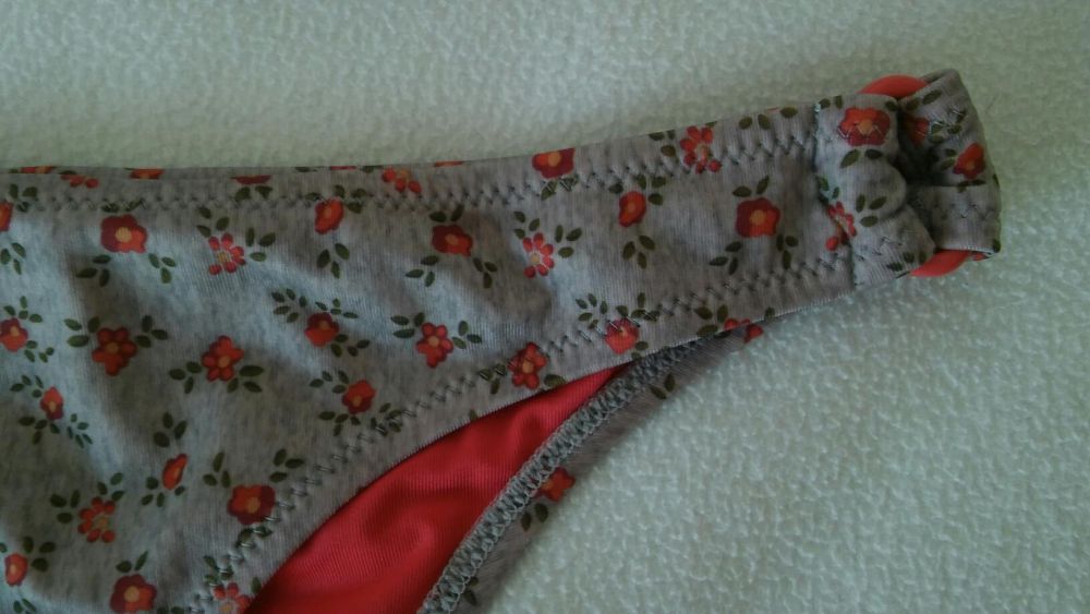 Biquíni floral Calzedonia tamanho M/L