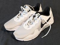 Кросівки NIKE нові