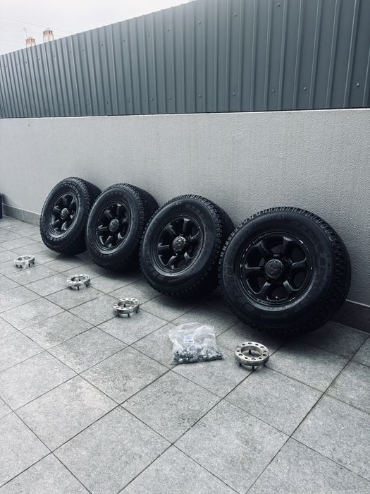 Jantes com espaçadores  6x139.7 (255/70 R15)
