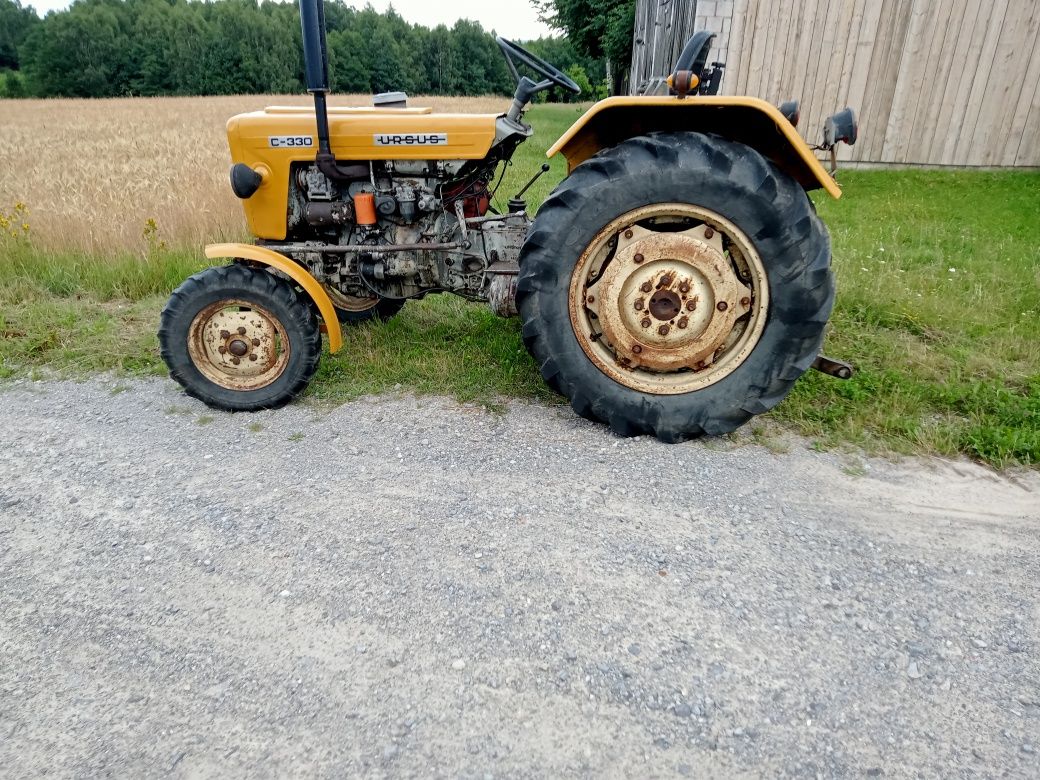 Ciognik Ursus c330