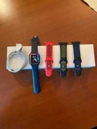 Apple Watch Série 7 41mm Azul + pack braceletes