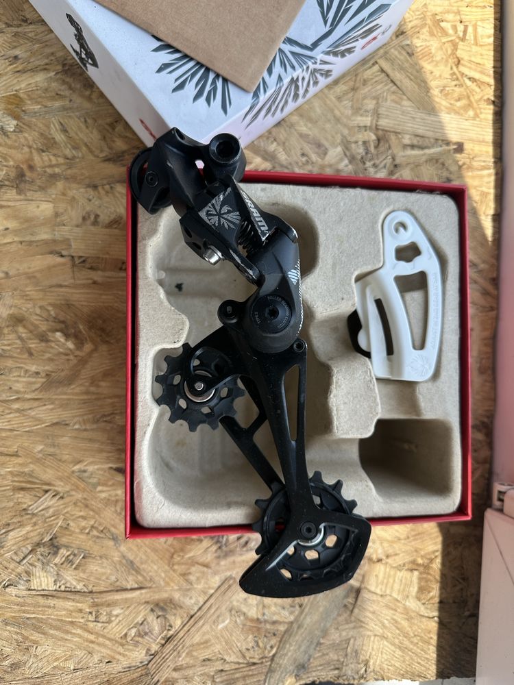 Задний переключатель Sram NX Eagle 12 скоростей