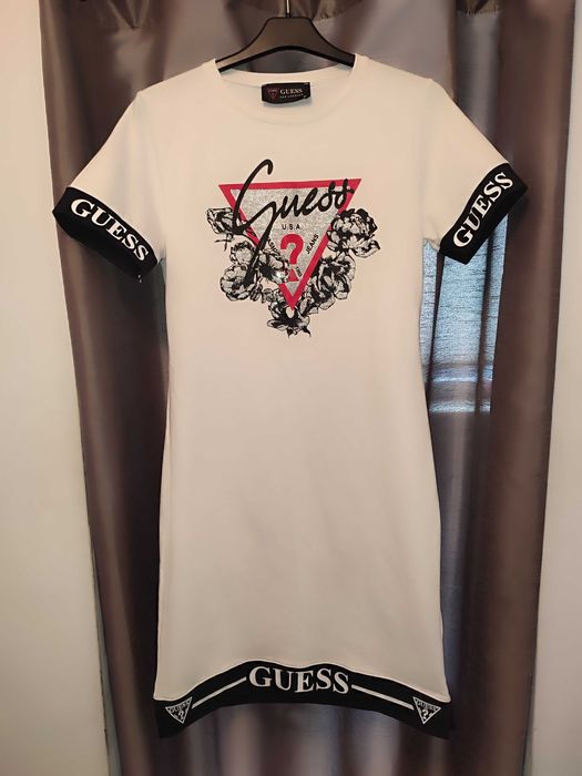 Sukienka Guess, oryginalna