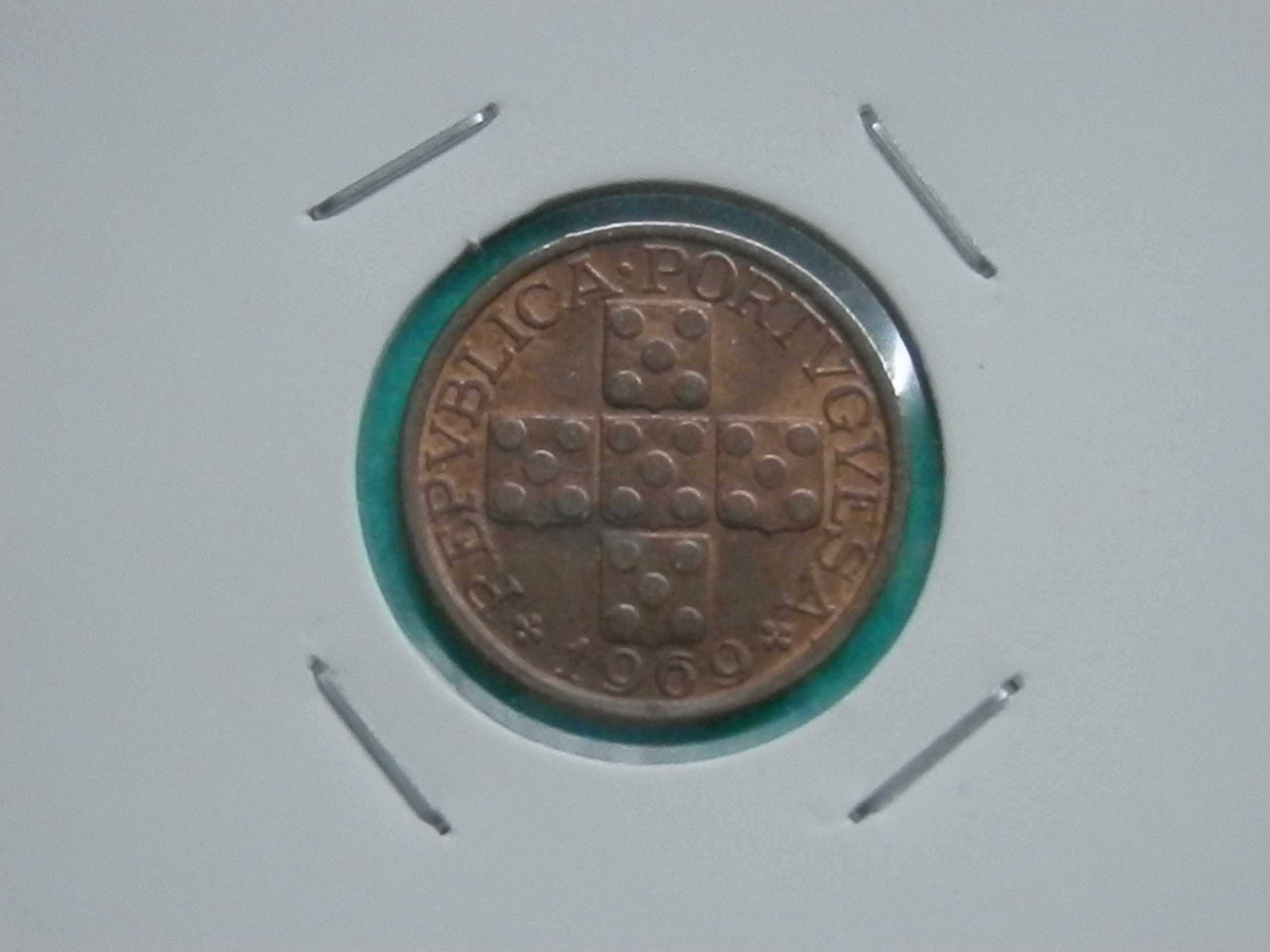 911 - República: X centavos 1969 bronze, por 0,75