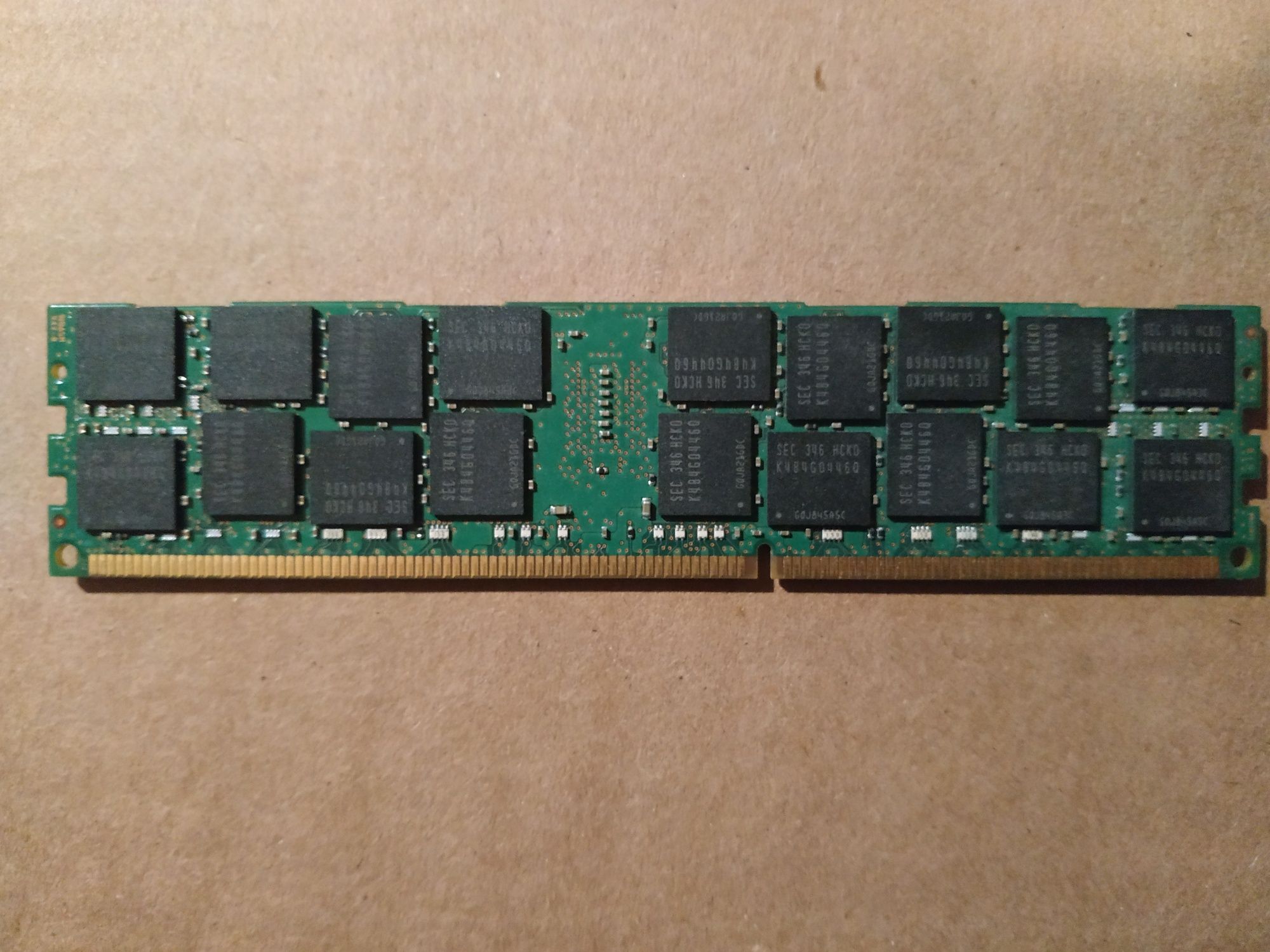 Модуль памяти DDR3 RDIMM 16Gb Samsung (M393B2G70QHO-YKO) registered EC