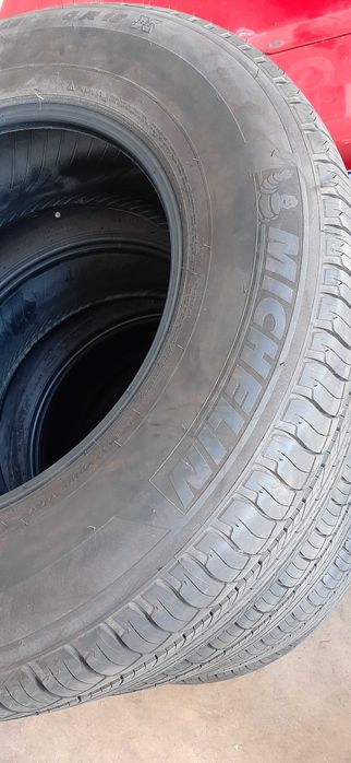 Pneus novos Michelin 255/70R18
