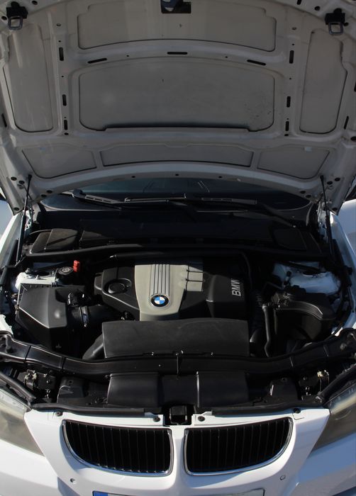 BMW  E91 320d Touring 2008 – Excelente Estado!  [negociável)