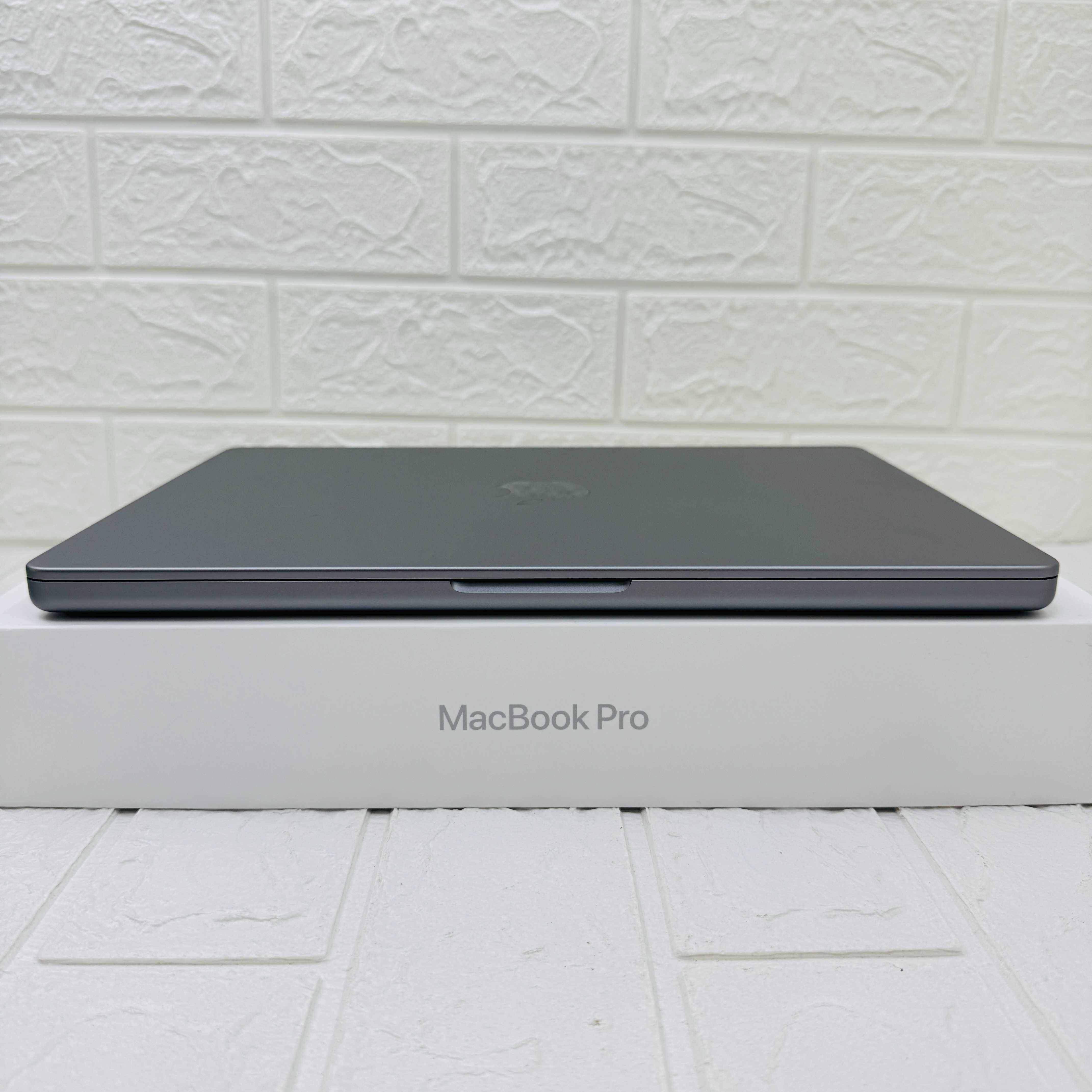 №2394	MacBook Pro 14 	Space 	M2 Pro	16/512	2 цикл