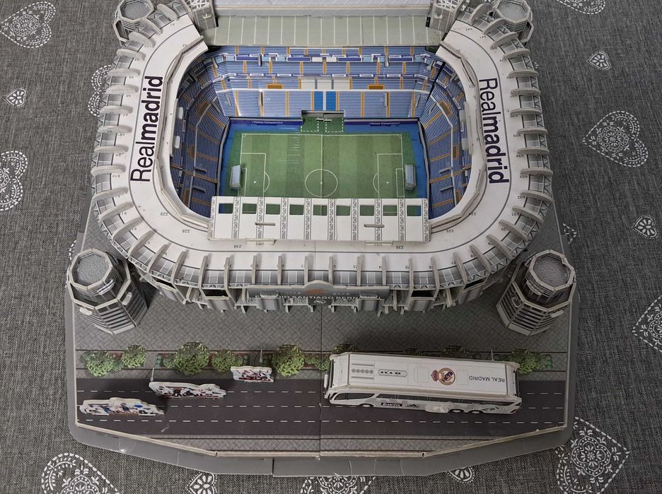 Puzzle 3D - Stadion Real Madryt - Santiago Bernabeu