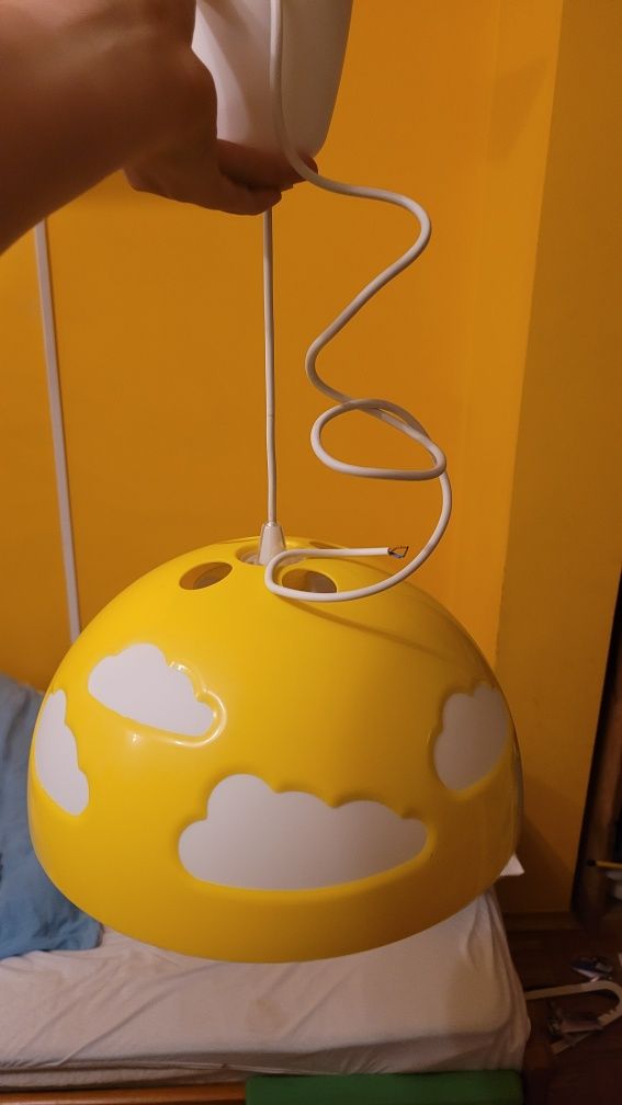 Lampa do pokoju dla dziecka