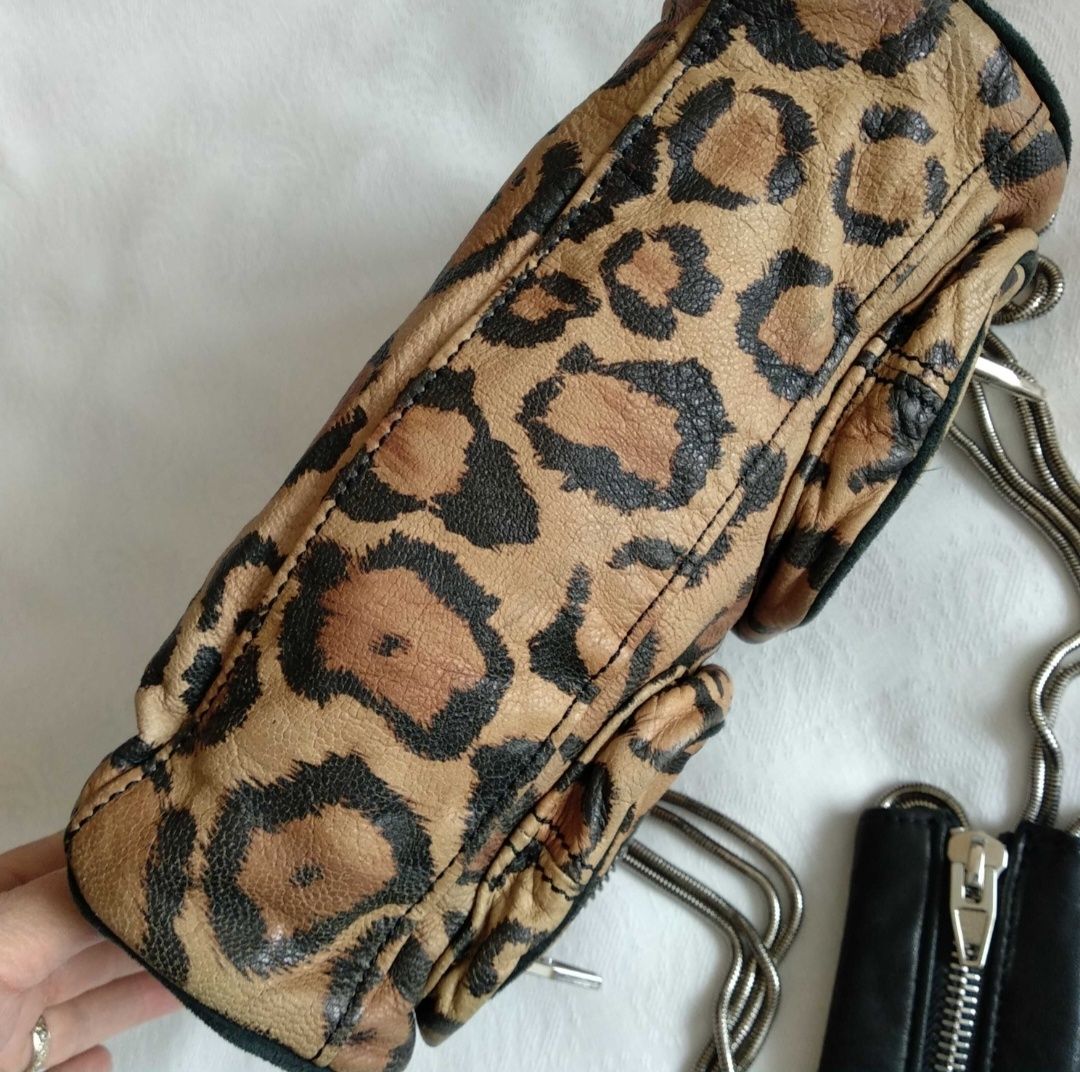 Сумка Alexander Wang Leopard Brenda Shoulder Bag