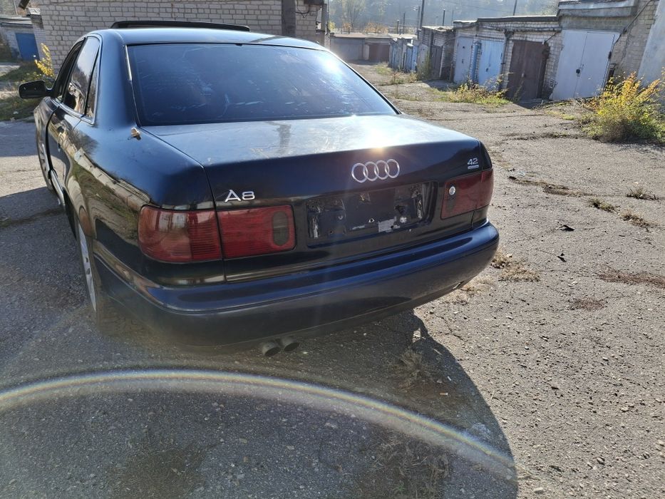 Продам ауди А-8 4.2 квадро