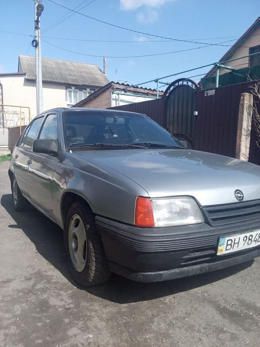 OPEL Kadet 1988 года