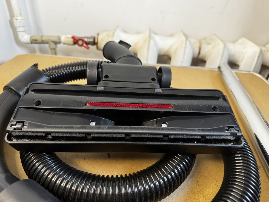 Пилосос Emerio CompactPro 800W з контейнером, потужний, стан гарний