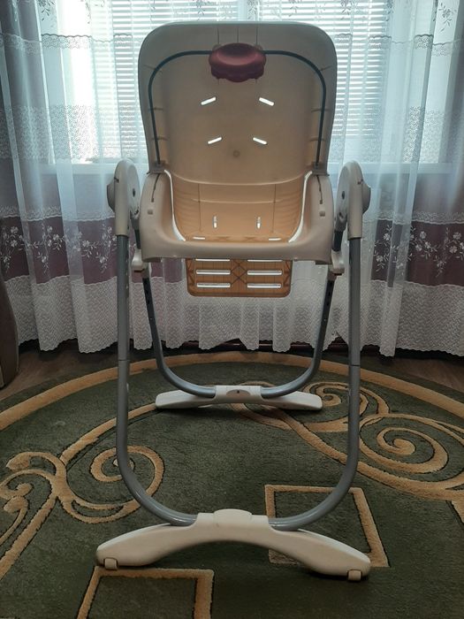 Продам стілець для годування