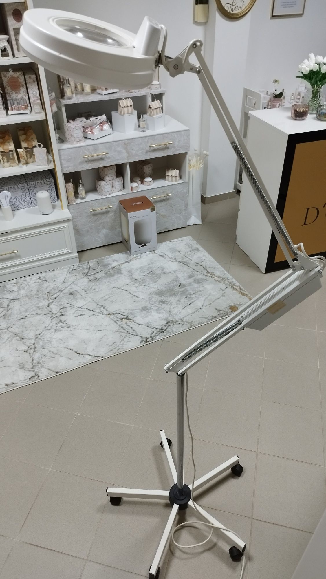 Lupa de 5 dioptrias com iluminação