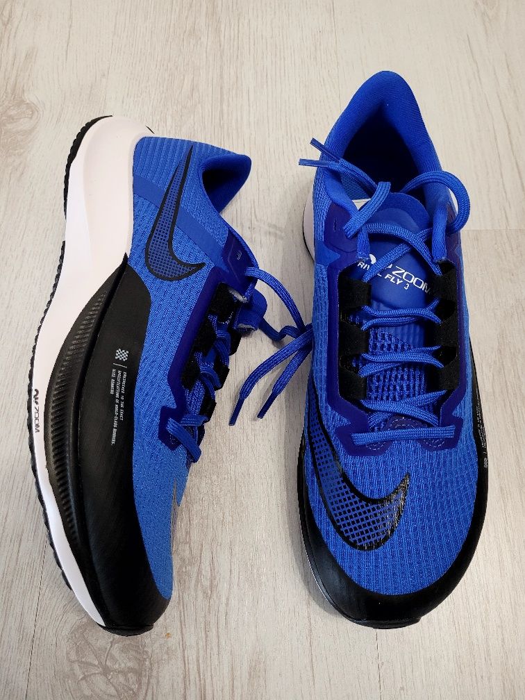 Кроссовки NIKE Air Zoom RIVAL FLY 3 нові