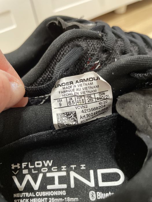 Under armour взуття для бігу.