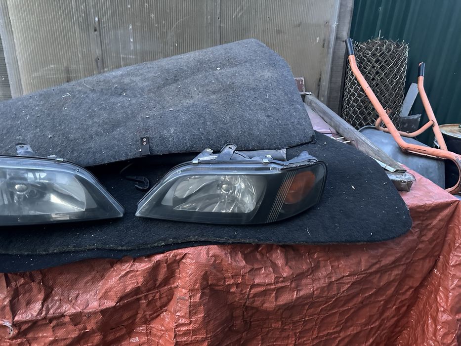 mitsubishi space star фари передні 2000-2004