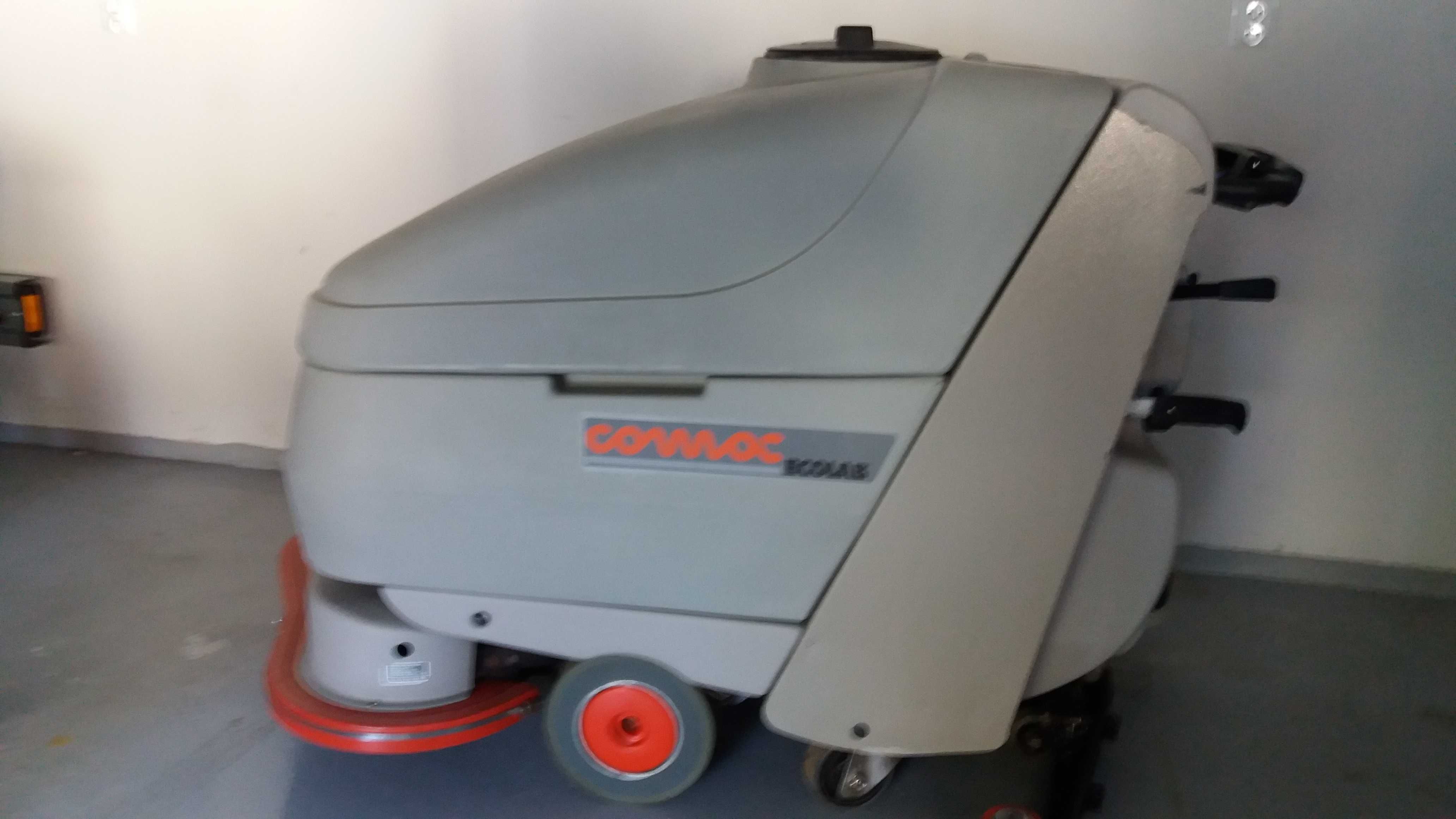 Wynajem Comac Omnia 26/32