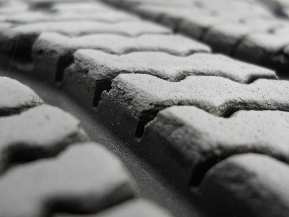 Opony zimowe BUS 215/60R17C NOKIAN 7,7mm cena za 2szt F.Vat + MONTAŻ