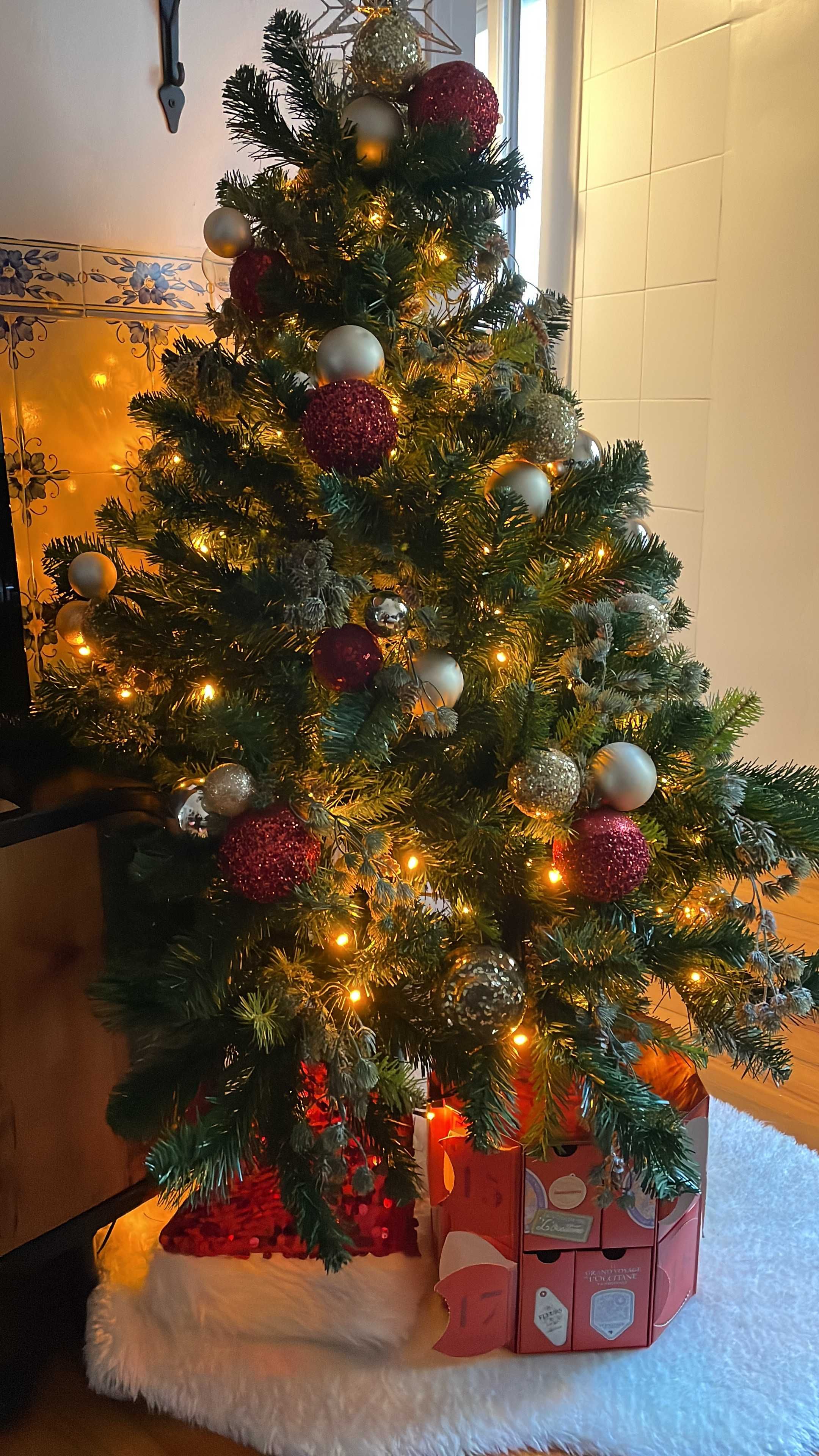Beautiful Xmas tree 120cm  |  Linda Arvore de Natal, compacta de 120cm