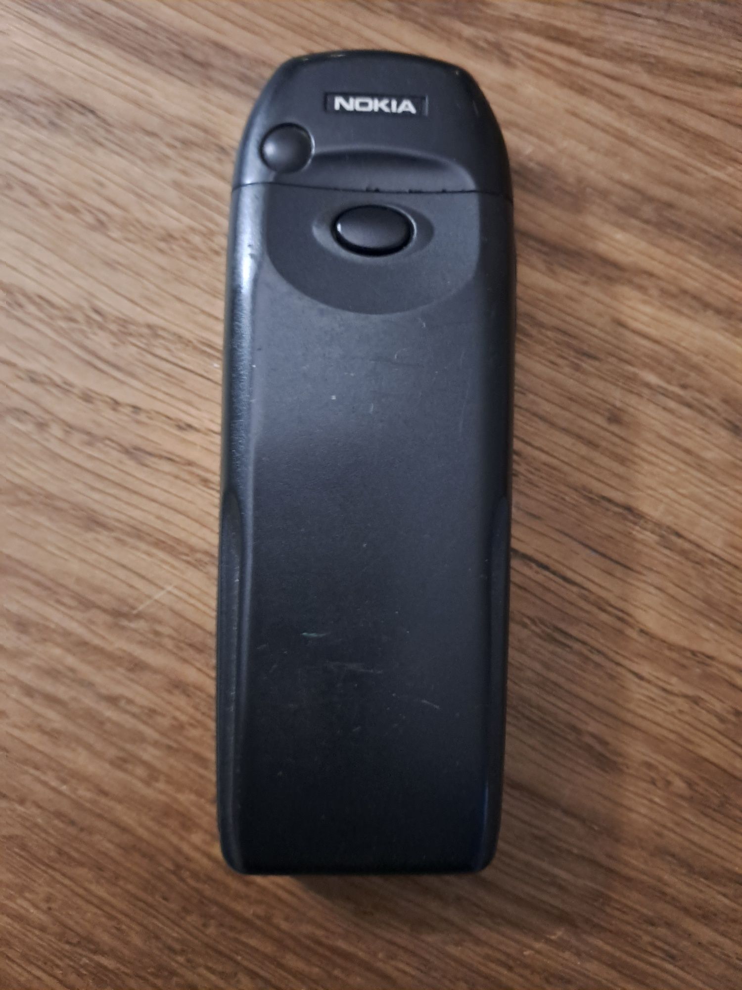 Ponadczasowa NOKIA  6310 i z ładowarką  sprawna