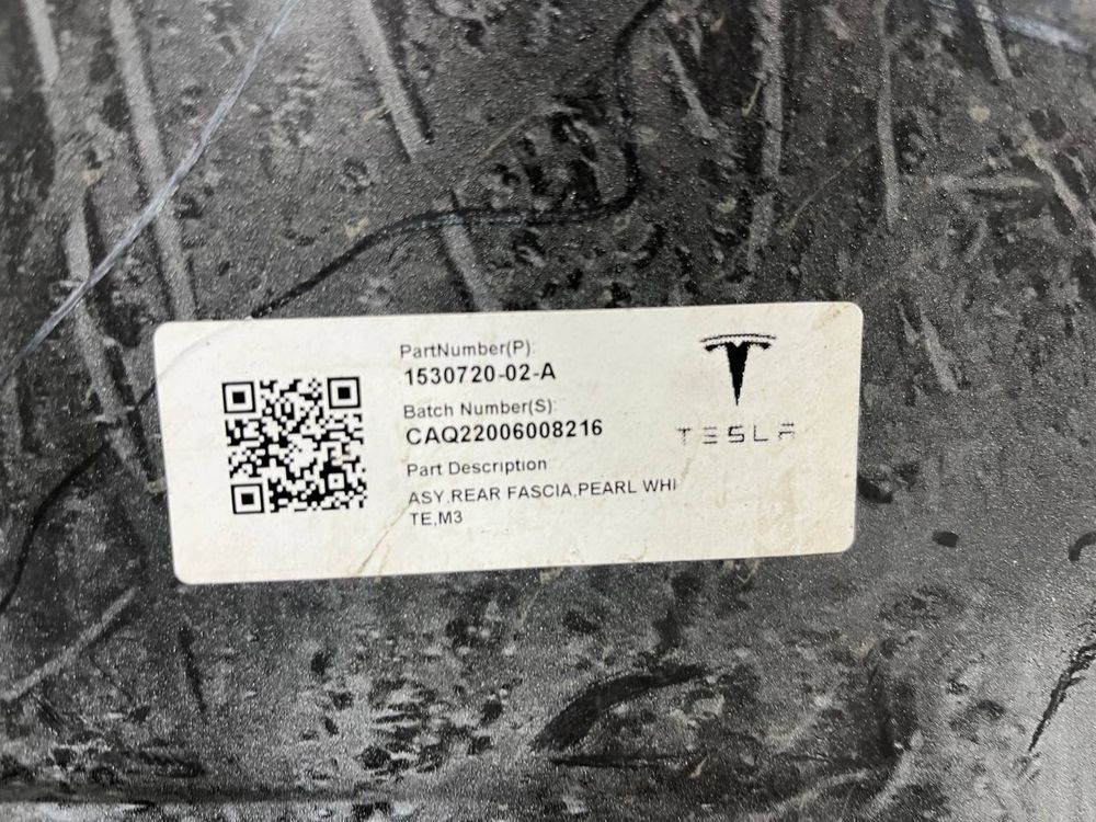 Бампер задний Tesla Model 3 \ 2017 2018 2019 2020 2021 2022 г. )