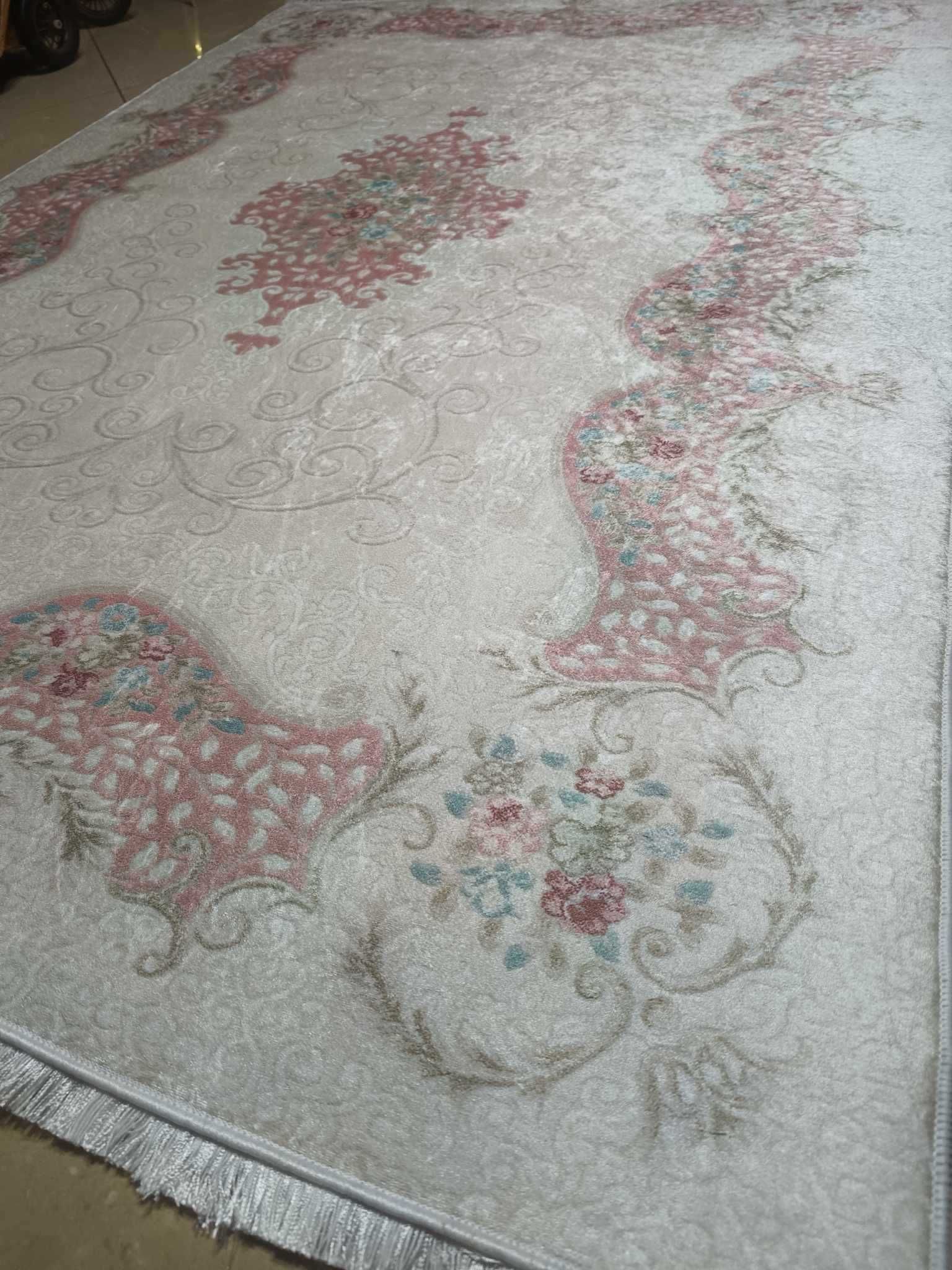 dywan 180x120 turecki ,antyposlizg pastelowy  RÓŻ/KREM
