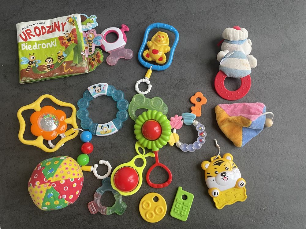 Zestaw zabawek dla niemowlaka: wałek do raczkowania, sensoryczne
