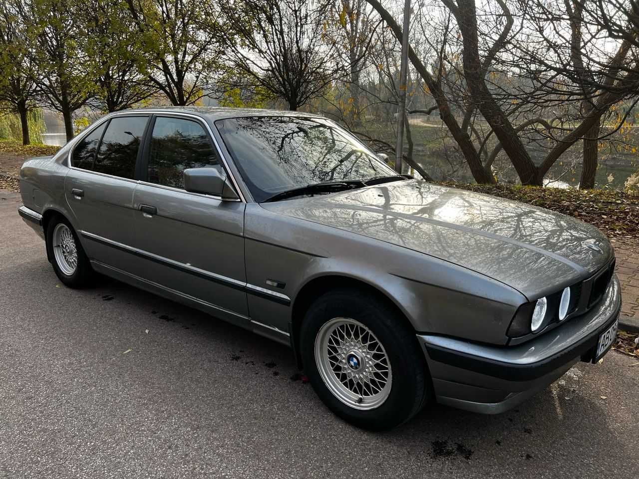 BMW 525 ресталінг (Е34)