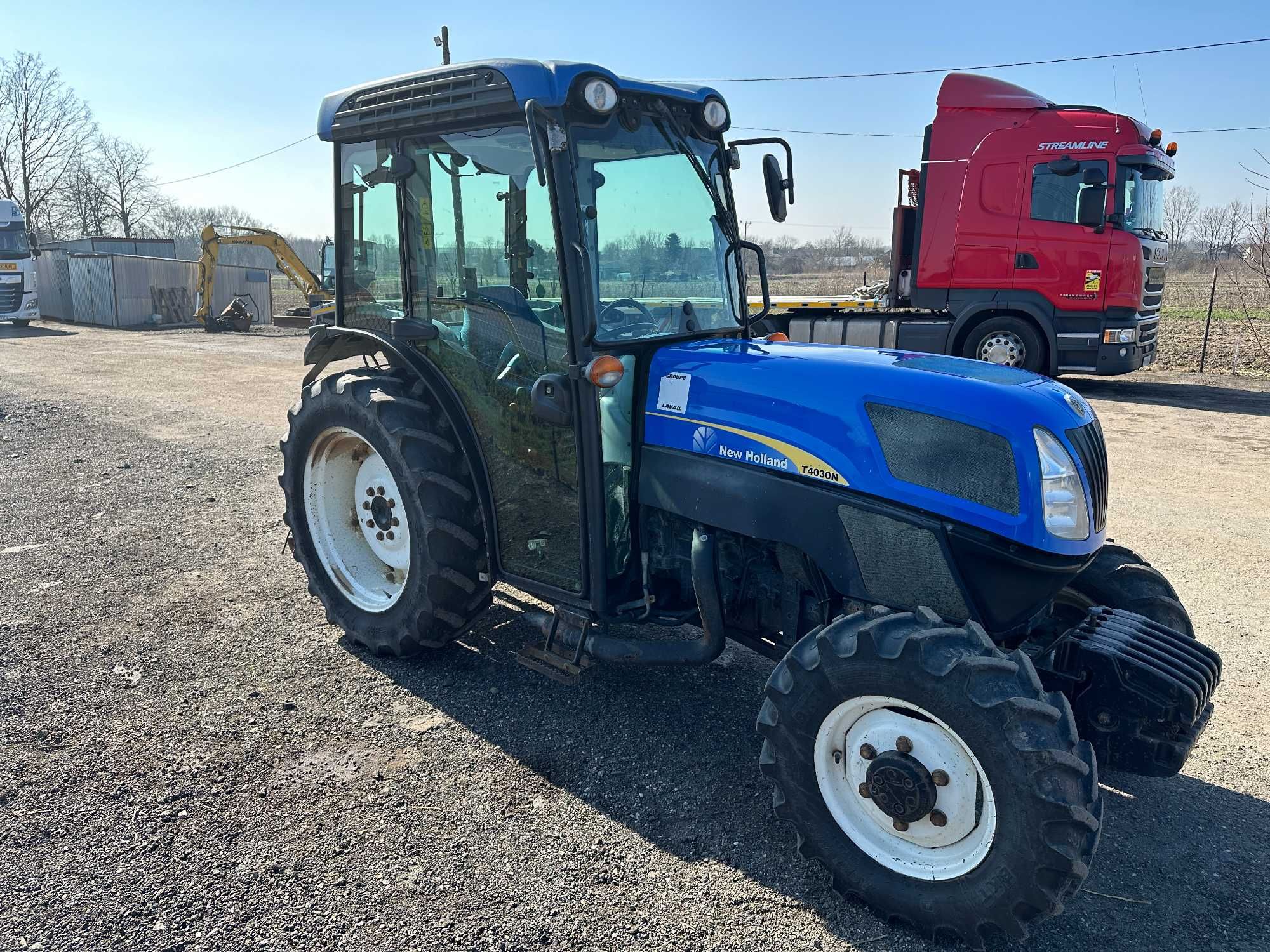 New Holland T4030-sadowniczy