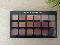 NOWA Paleta cieni Revolution PRO