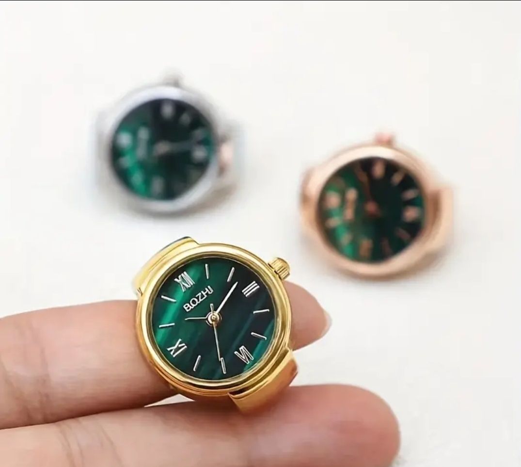 Mini Zegarek na palec jak sygnet kolor srebrny idealny na prezent