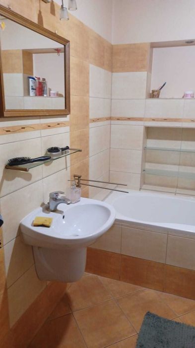 2 pokojowe mieszkanie 50m2 do wynajęcia 2500zł Litewska 10