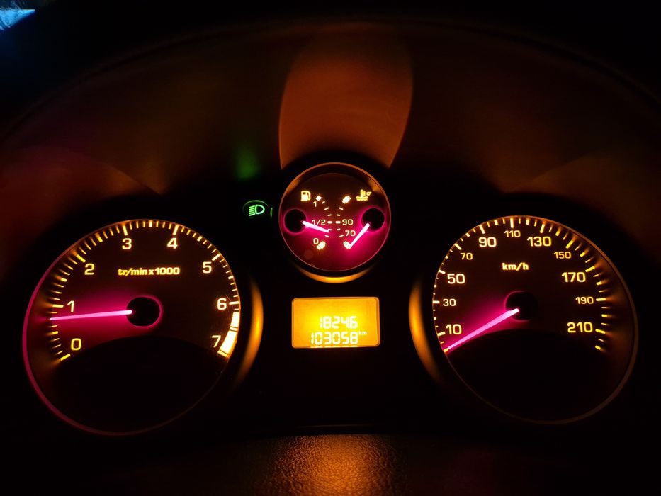 Peugeot 207 1.4 Benzyna 1 właściciel w kraju od 2012r