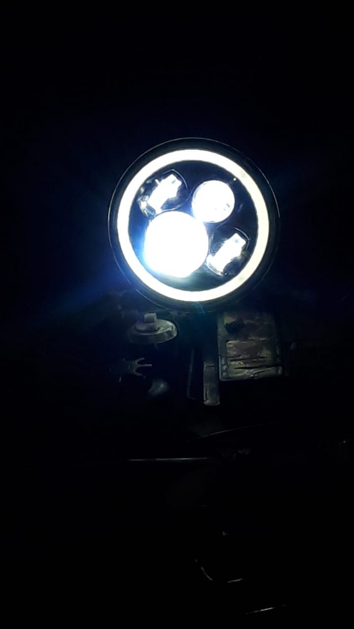 Światła lampy reflektory LED Angel Eyes do Jeep Wrangler JK TJ CJ