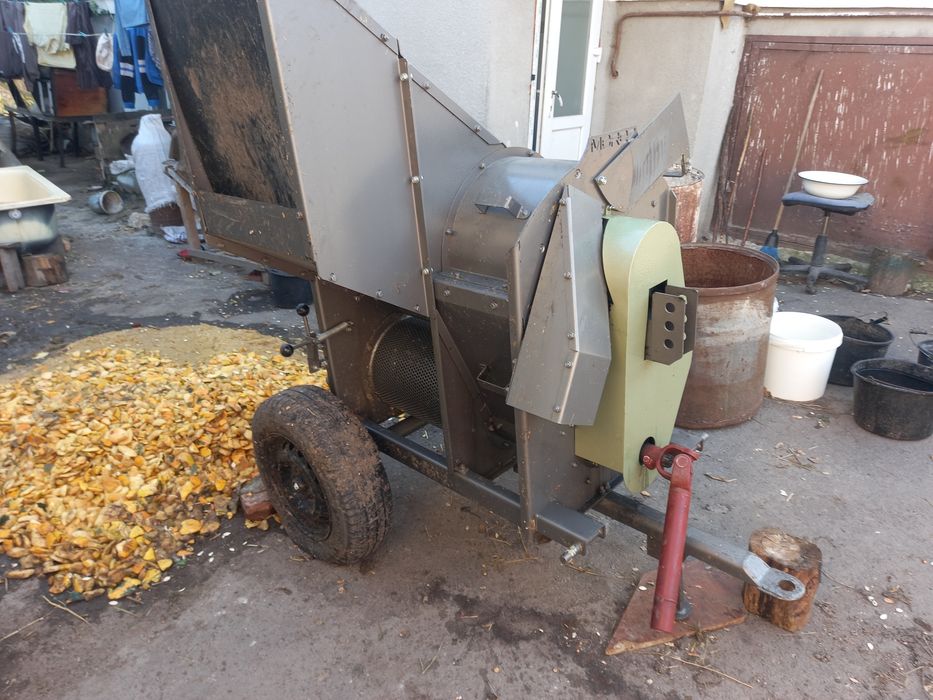 Продам гарбузовий комбайн Мороз 800 см