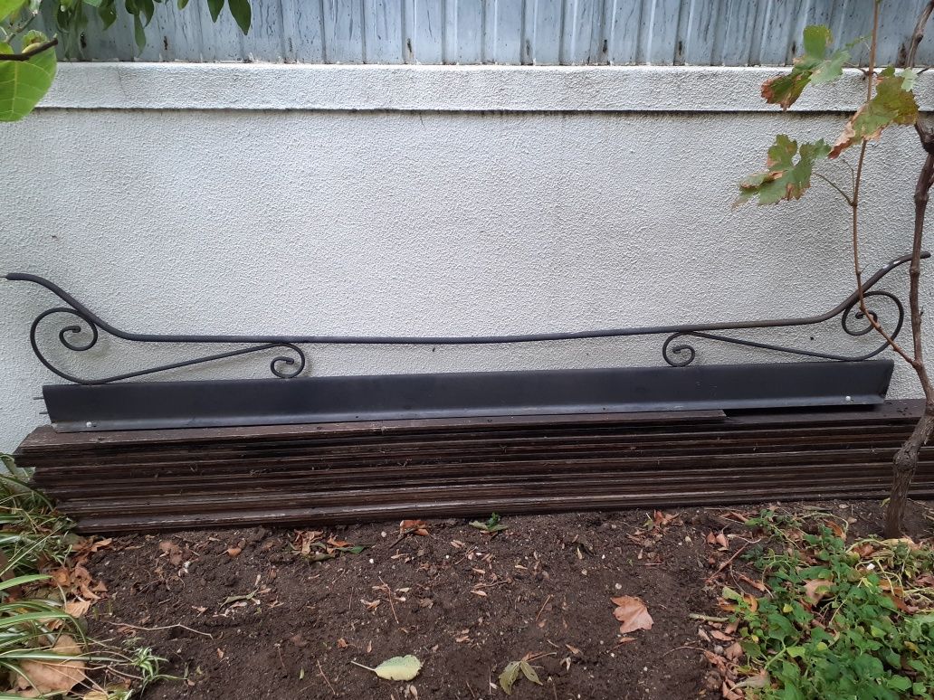 Grade de ferro trabalhada para varanda ou muro