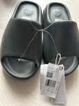 Klapki Adidas Yeesy Slide nr 37