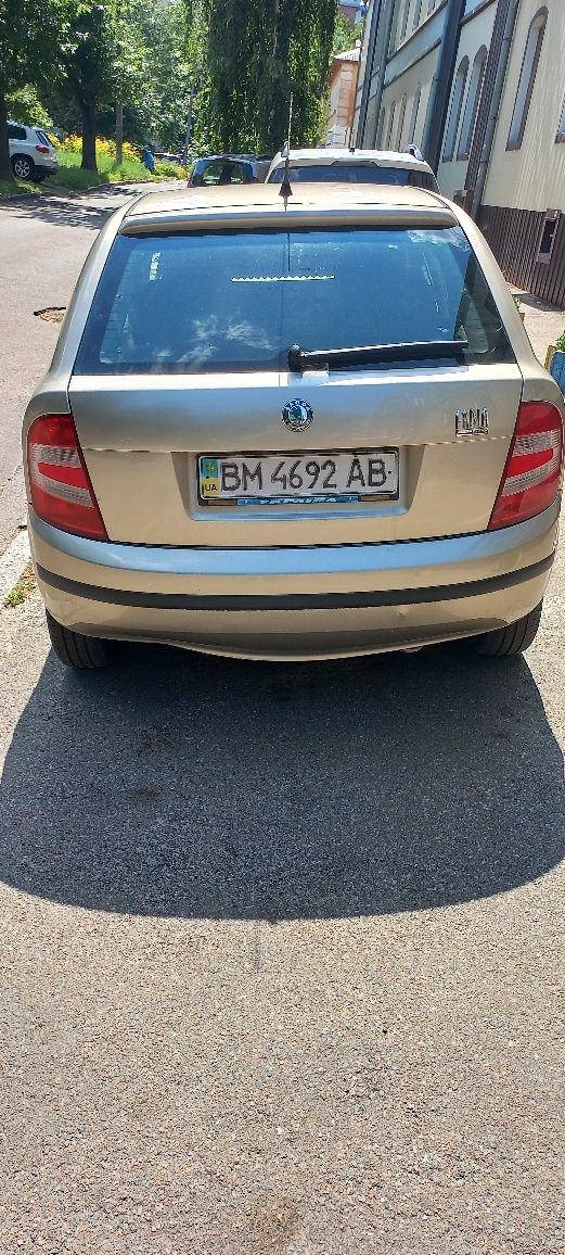 Шкода фабія 1.2  2005 рік
