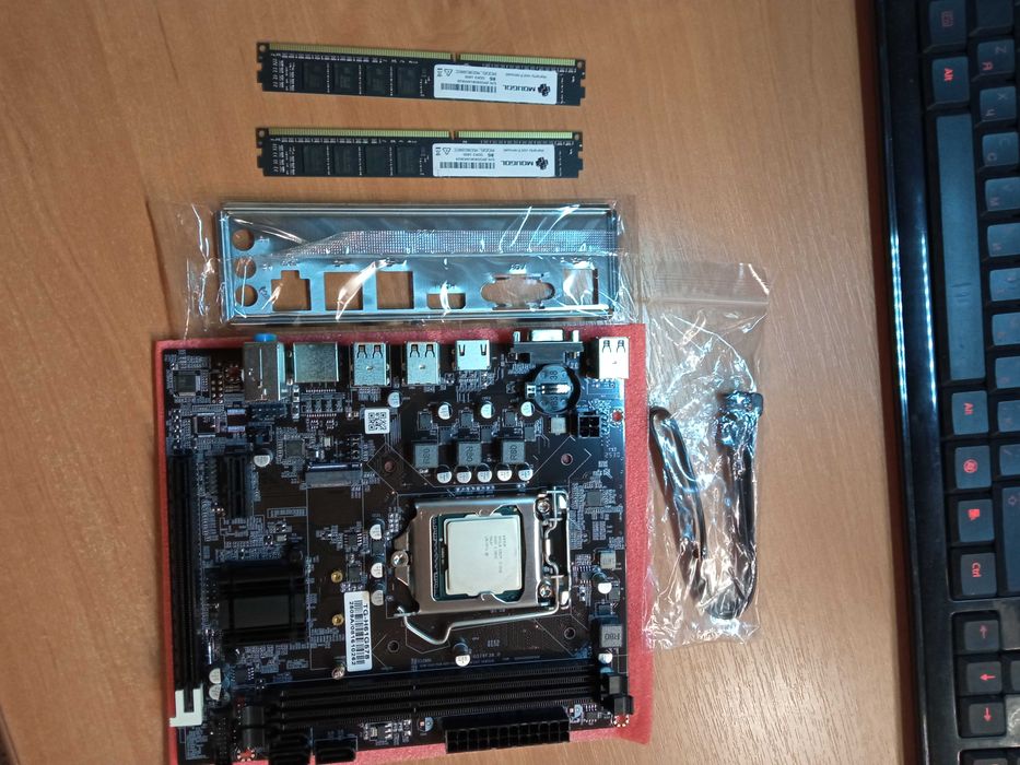 материнская плата H61M, 2x 8gb ddr3, проц I5-2500