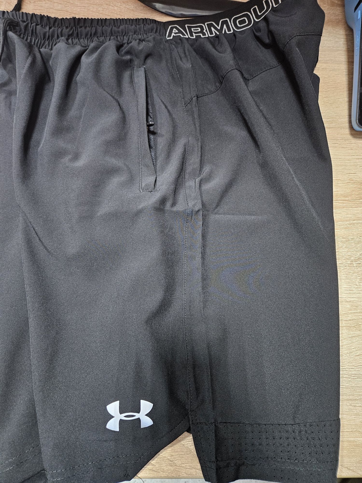 Спортивні шорти Under Armour