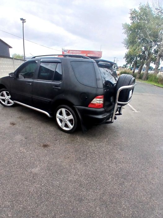 Mercedes-Benz M-Class w163