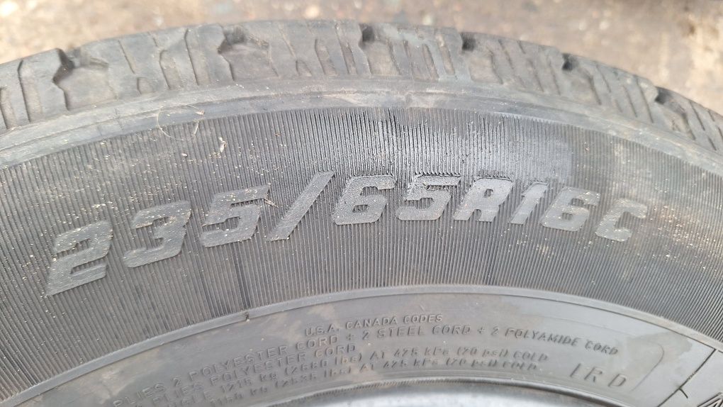 Opony 235/65/16C Goodyear wielosezon