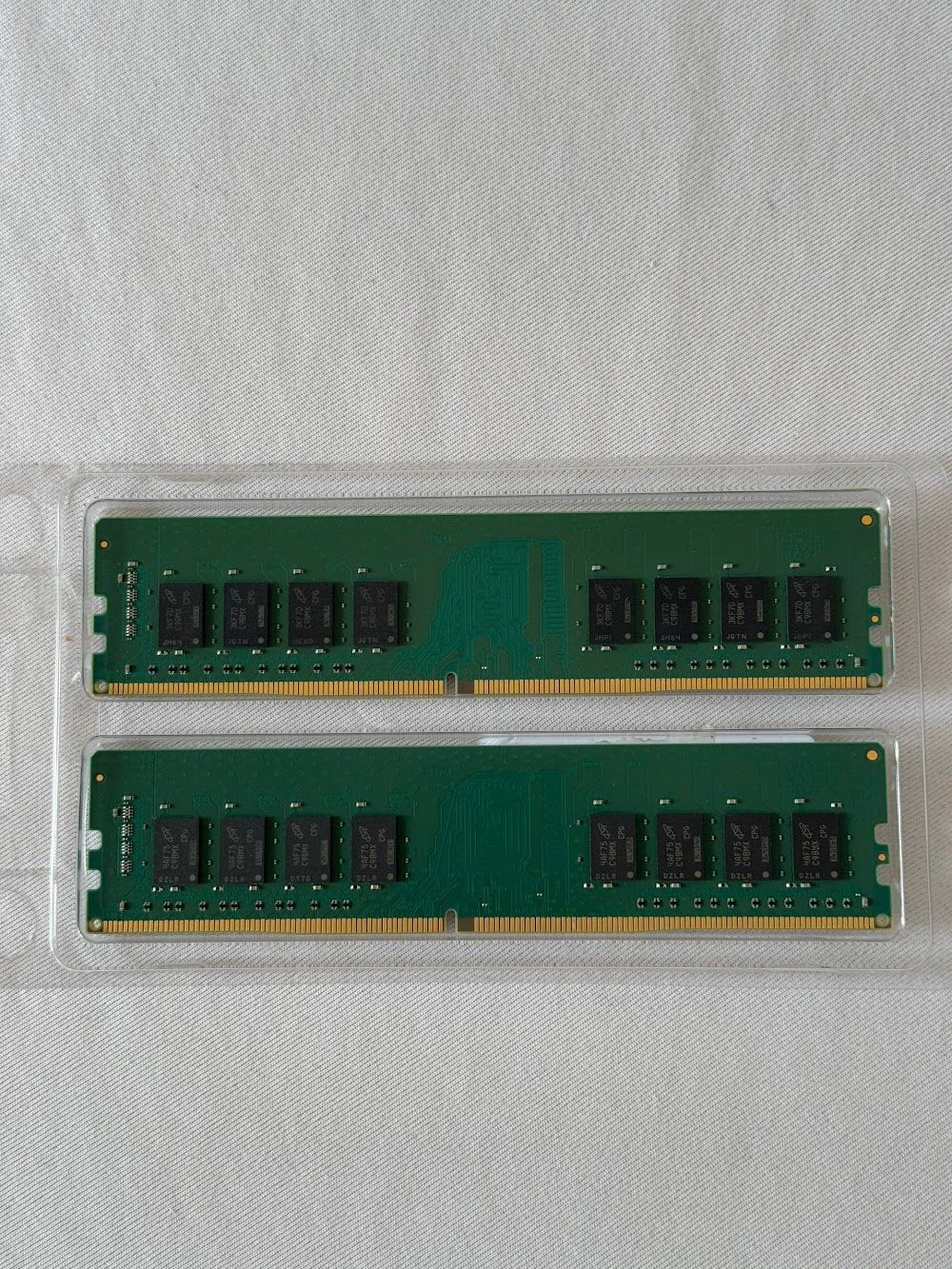 Оперативна памʼять Crucial DDR4 DIMM Kit (2 по 32GB) 64GB 3200MHz CL22