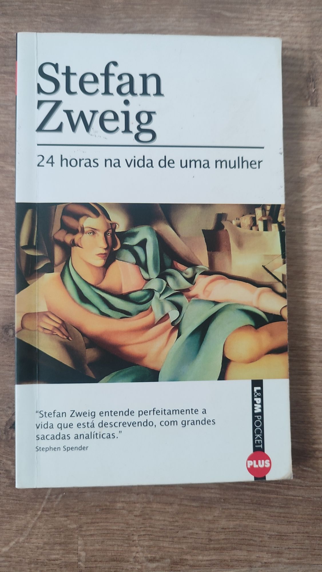 Livro 24 horas na vida de uma mulher