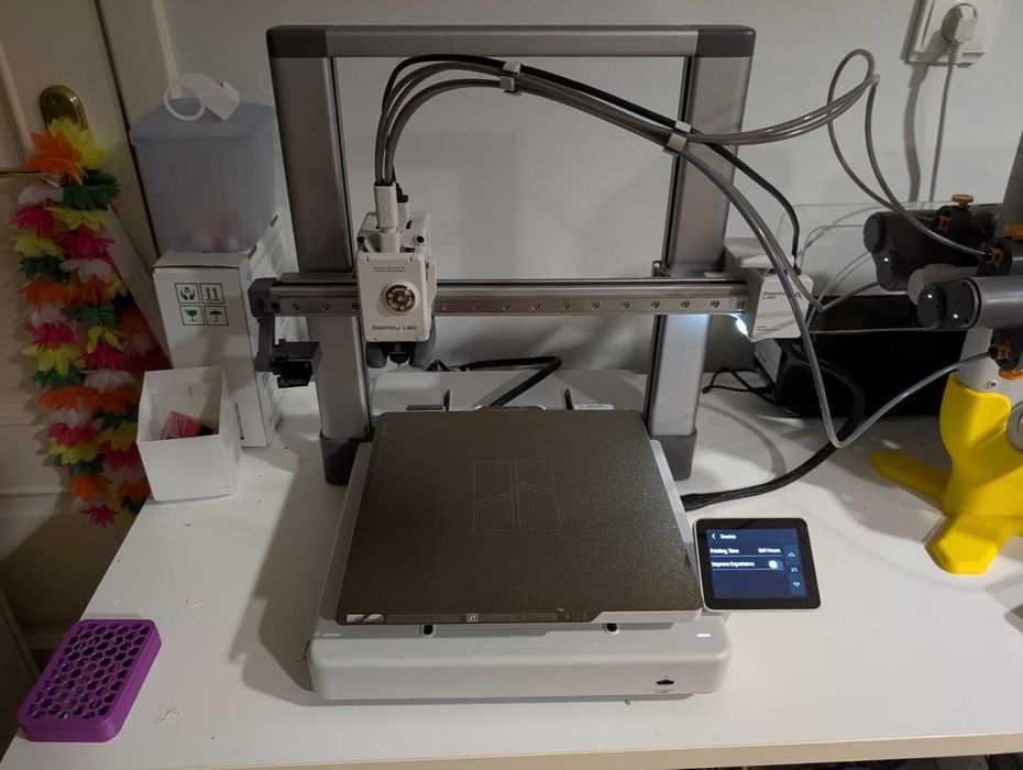 Bambulabs A1 + AMS