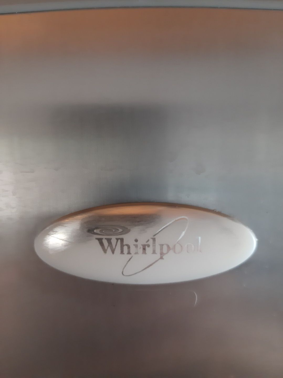 Холдильник  робочий Whirlpool .2 метра шир.60 см.