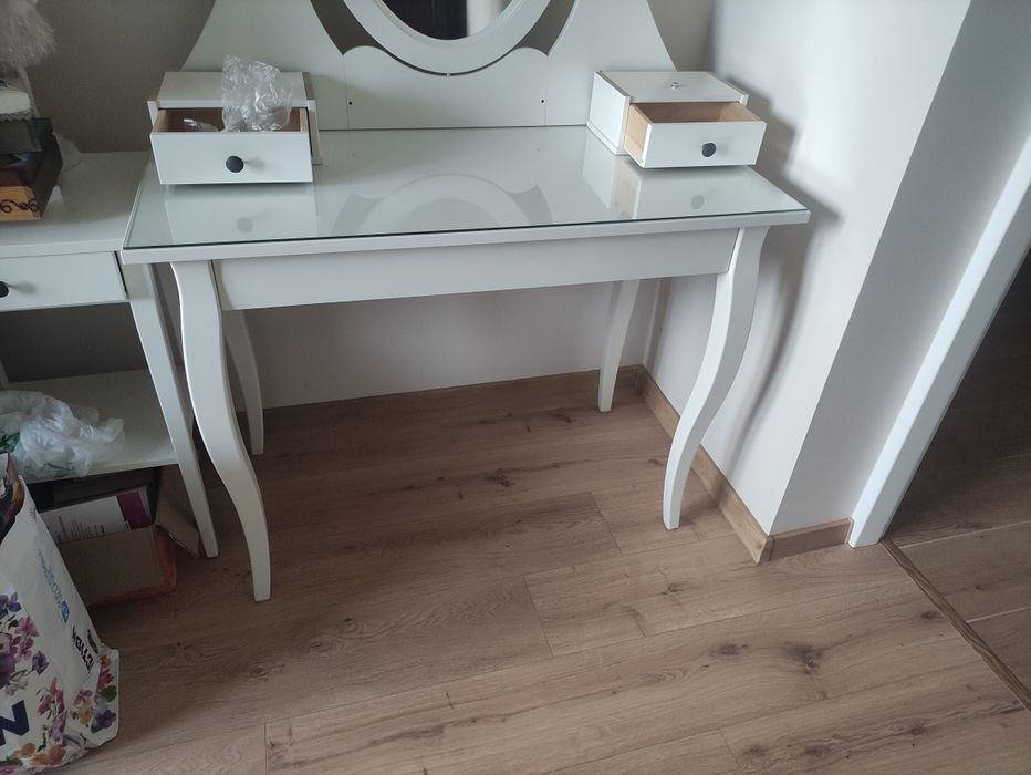 Toaletka Hemnes Ikea